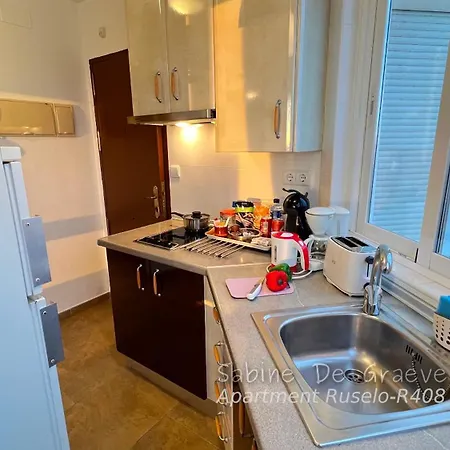 Apartment Nest By The Sea Wake Up With Ocean Views In Every Ruselo R408 *